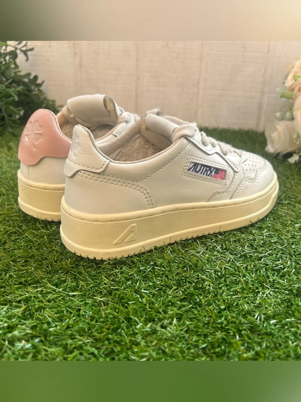 AUTRY SNEAKERS product detail